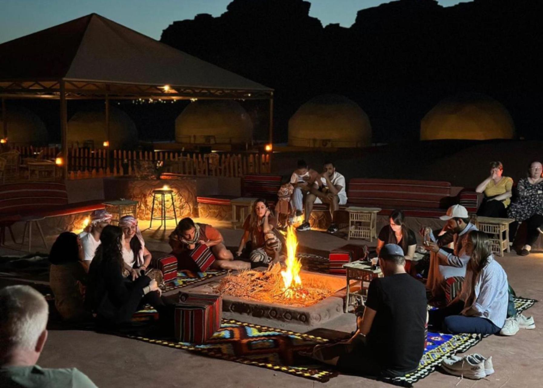Angelina Wadi Rum Camp Екстериор снимка