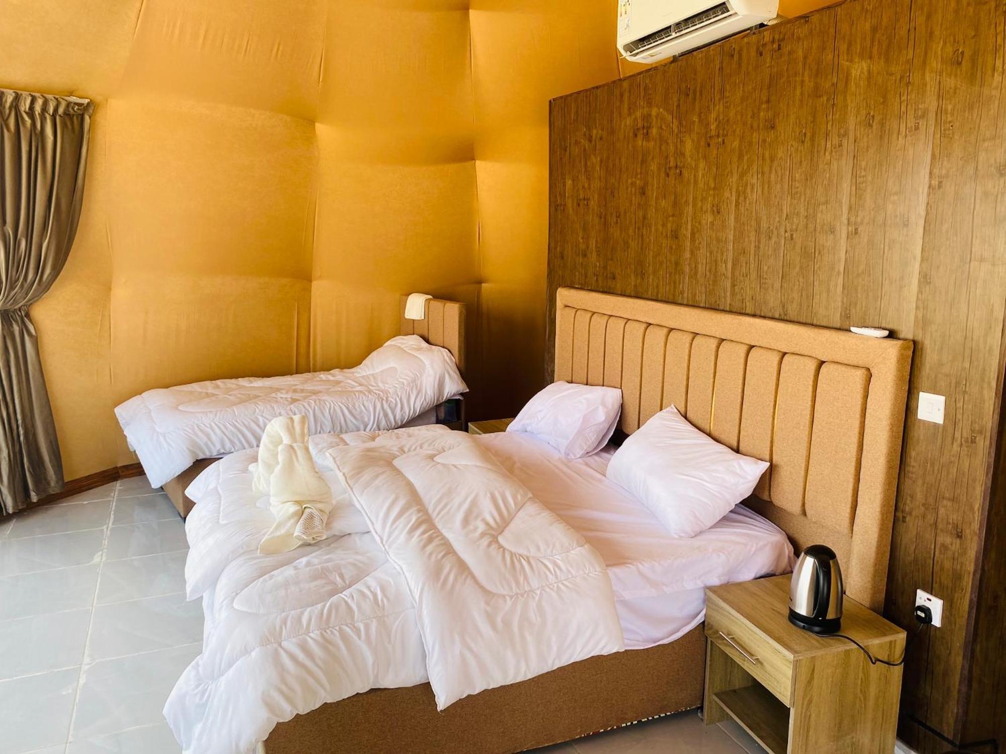 Angelina Wadi Rum Camp Екстериор снимка