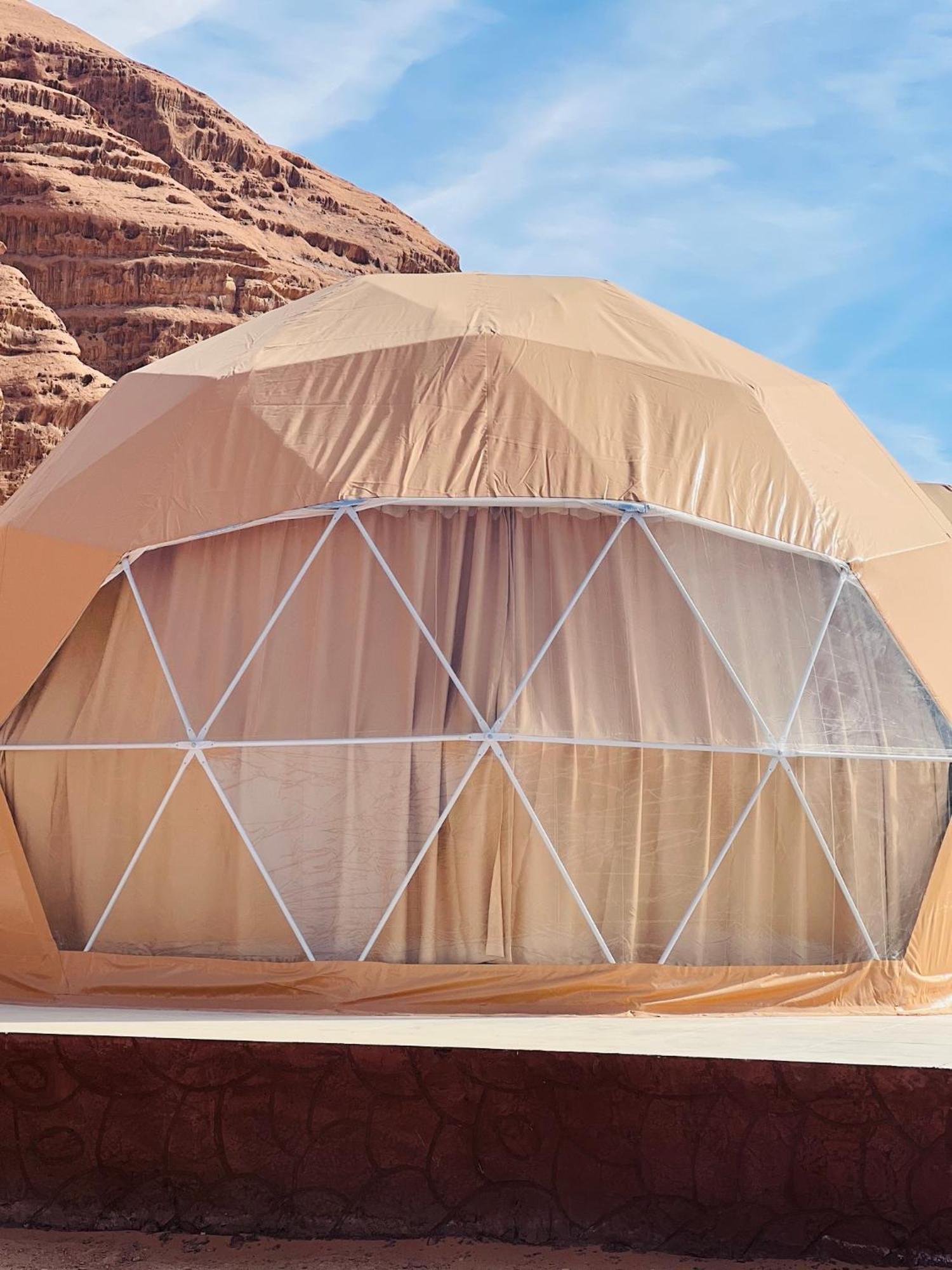 Angelina Wadi Rum Camp Екстериор снимка